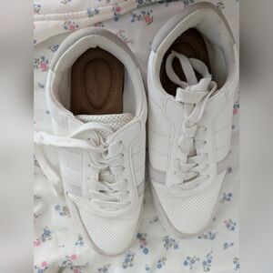 Universal Thread White Sneakers